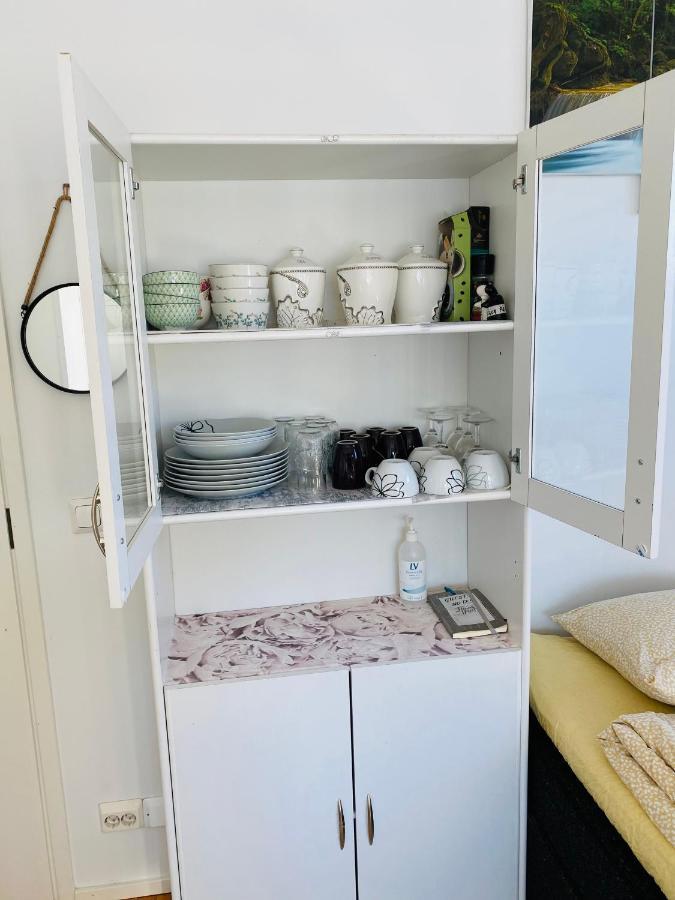 Two Bedrooms,Dining Area And Bathroom With Private Entrance ก็อตกา ภายนอก รูปภาพ